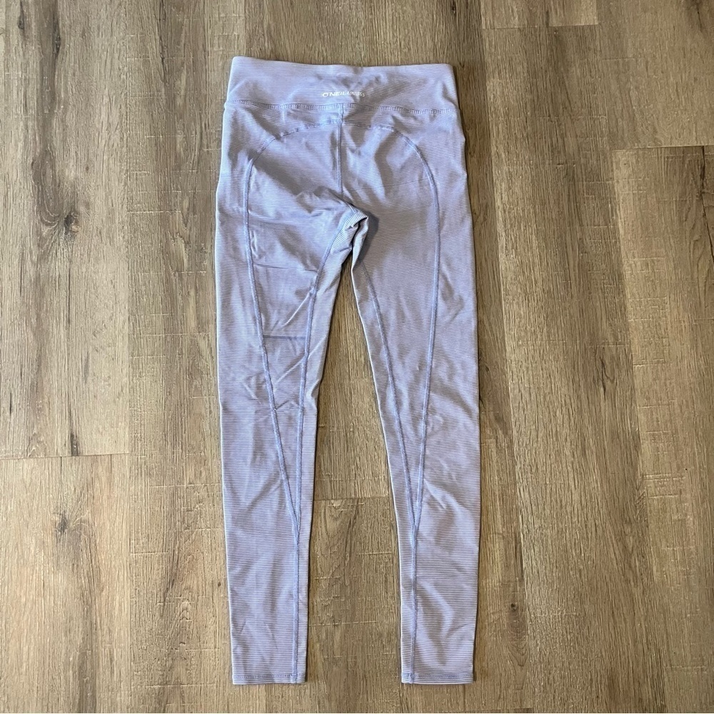 O’Neil 365 Gray Striped Leggings S EUC - Picture 9 of 9